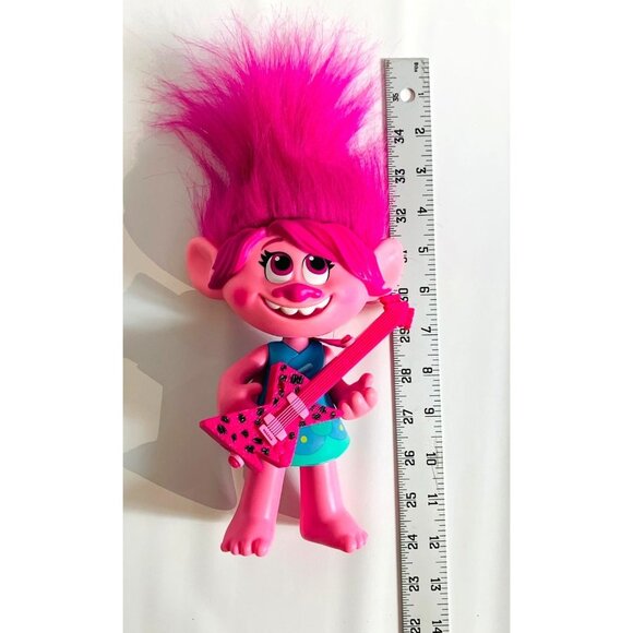 Hasbro Dreamworks Trolls Poppy World Tour Pop-to-Rock Sings - Picture 3 of 7